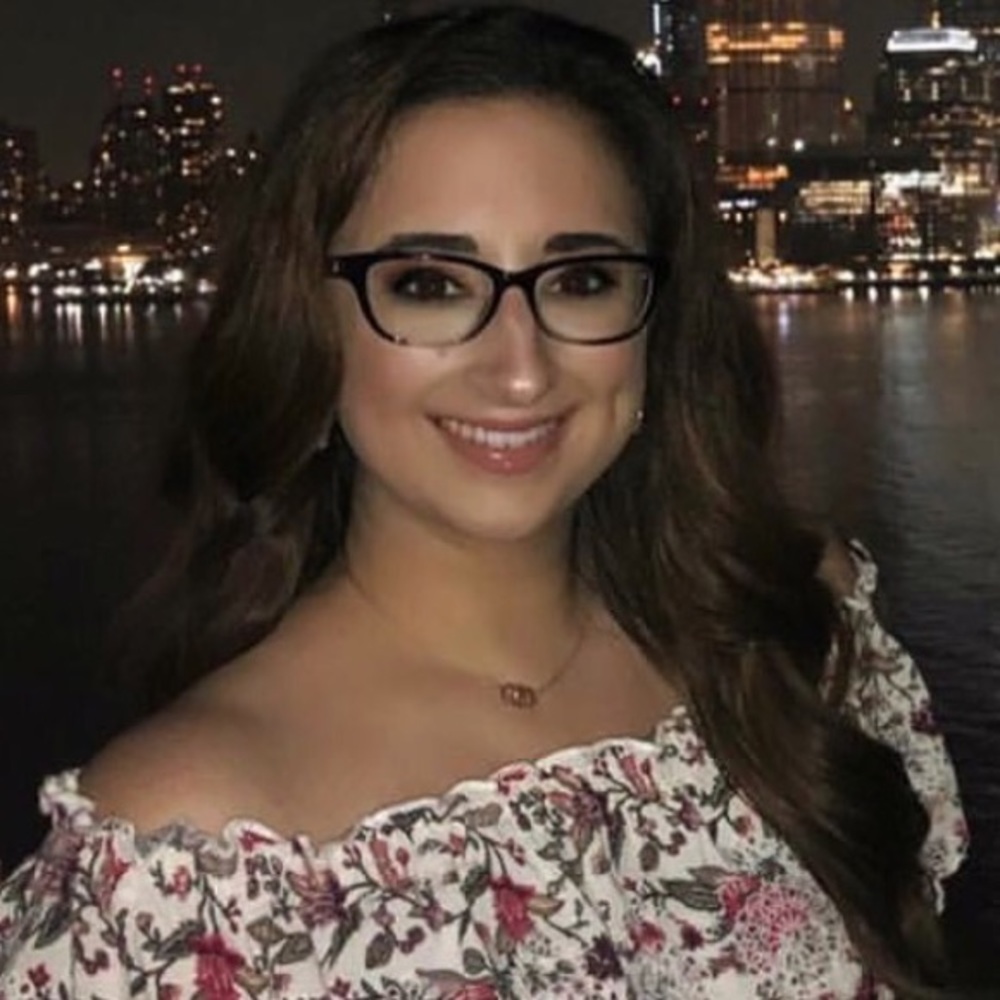 Meet your Posher, Stephanie